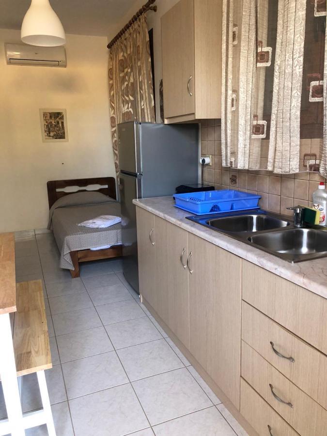 Savvas Apartments プリトラ エクステリア 写真