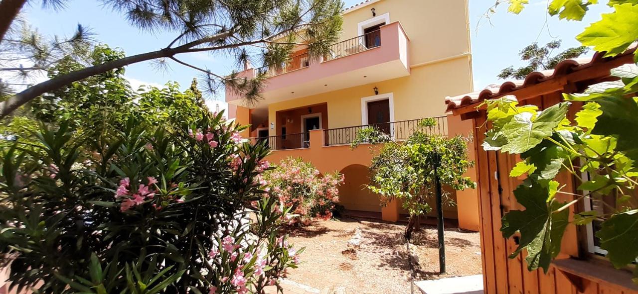 Savvas Apartments プリトラ エクステリア 写真