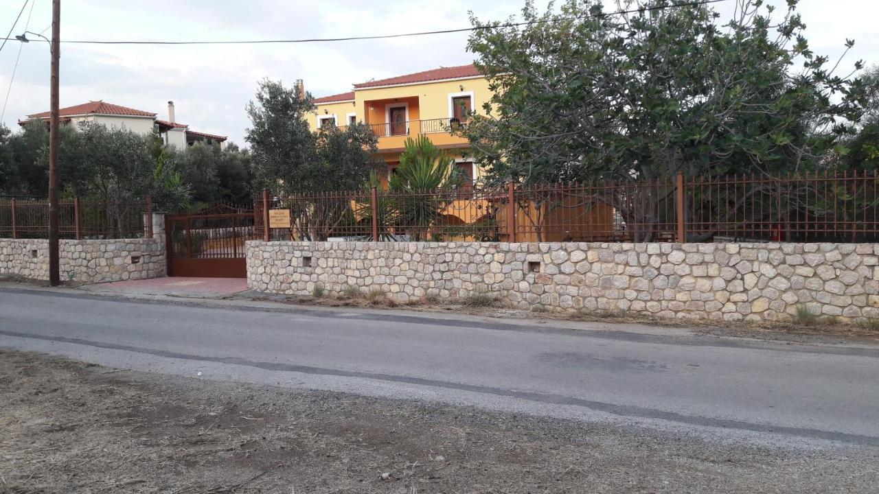 Savvas Apartments プリトラ エクステリア 写真