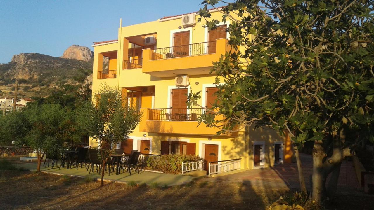 Savvas Apartments プリトラ エクステリア 写真